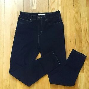 Levi's 721 dark wash jeans